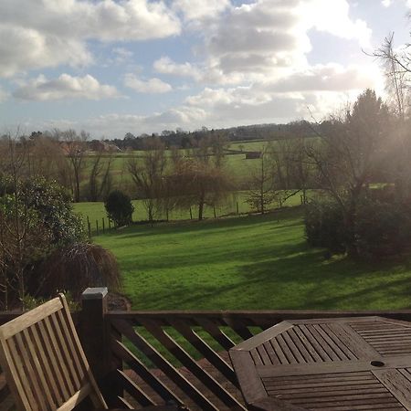 Redroofs Bed and Breakfast Tenbury Exteriör bild