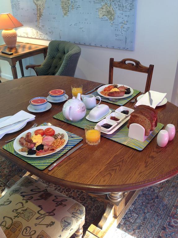 Redroofs Bed and Breakfast Tenbury Exteriör bild